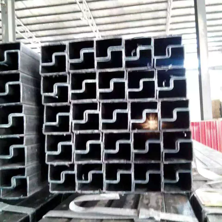 Špeciálny tvar a oceľové rúry na mieru